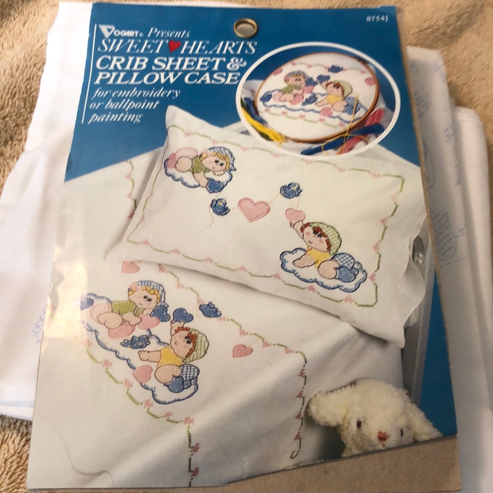 Vogart Sweethearts Crib Sheet Pillowcase For Embroidery Or Ballpoint painting